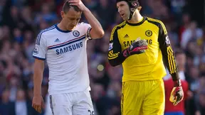 Mercato - Chelsea : Un cadre du vestiaire commente la situation de Petr Cech
