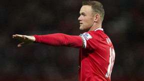 Angleterre : Wayne Rooney admire Sterling