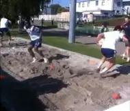 Les joueurs de l’OL s’entraînent dans un bac à sable (vidéo)