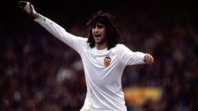 Argentine : Mario Kempes devra subir un triple pontage