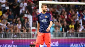 Mercato - Manchester United : Van Gaal prêt à aller piocher dans la défense de Barcelone ?