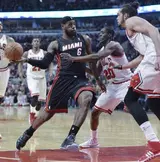Basket - NBA : Joakim Noah attend LeBron James et Cleveland de pied ferme !