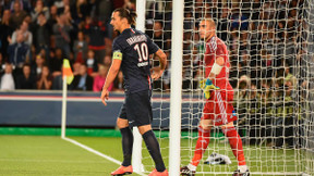 PSG/ASSE : Ibrahimovic, Parc des Princes… L’étonnante réaction de Ruffier après sa boulette !