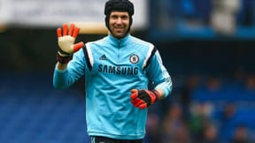 Mercato - Chelsea/PSG : L’agent de Petr Cech ouvre la porte à deux clubs !