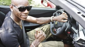 Liverpool : En pleine tempête médiatique, Balotelli s’affiche au volant d’un bolide à 300 000 € !