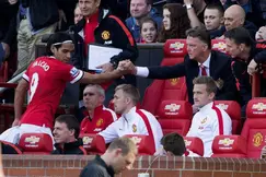 Manchester United : Falcao, Van Gaal… Cette décision qui fait polémique en Angleterre !