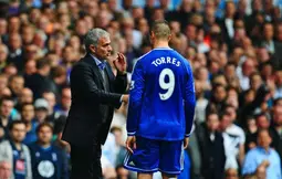 Mercato - Chelsea : Mourinho ferme sèchement la porte à un retour de Torres !