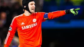 Mercato - Chelsea/PSG : Mourinho aurait accepté le départ de Petr Cech !