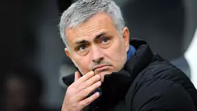 PSG/Chelsea : Interrogé sur David Luiz et Thiago Silva, Mourinho rembarre une journaliste !