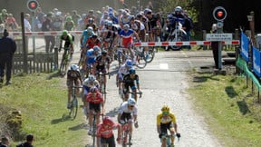 Cyclisme : Quand le peloton du Paris-Roubaix évite de peu le passage d’un TGV !