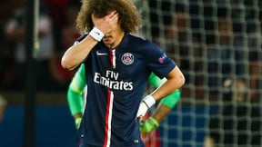 PSG/Barcelone : Quand David Luiz est comparé à « un enfant de huit ans qui n’a jamais été entraîné » !