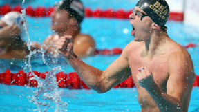 Natation : Le clan d’une star de la natation répond sèchement à Amaury Leveaux !