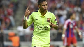 Barcelone : Neymar sèchement taclé pendant la célébration du titre !