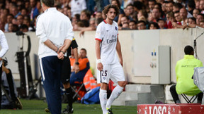 Insolite - PSG : Cet humoriste qui envoie un énorme tacle à Adrien Rabiot !