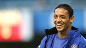 Mercato - Barcelone : Le frère de Ronaldinho aurait proposé un buteur au Barça !