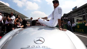 Formule 1 : Lewis Hamilton victime d’un accident de voiture !