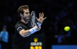 Insolite - Tennis : Andy Murray se coupe les cheveux en plein match contre Nadal !