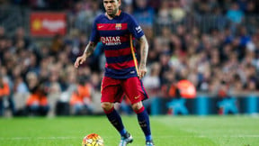 Mercato - Barcelone : Daniel Alves règle ses comptes pour son faux départ du Barça !