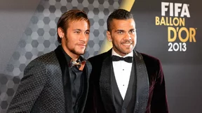 Mercato - PSG : Un rôle décisif pour Dani Alves dans l’opération Neymar ?