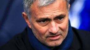 Chelsea : Quand un ancien buteur des Blues assure la défense de José Mourinho !