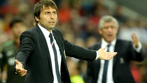 Mercato - Chelsea : Une icône du club pointe déjà du doigt un problème avec Antonio Conte