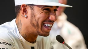 Formule 1 : Quand Lewis Hamilton joue avec un énorme tigre !