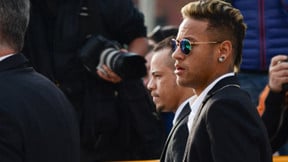 Mercato - Barcelone : Le père de Neymar confirme une offre XXL de Manchester United !