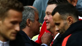 Manchester United : Quand José Mourinho pointe du doigt... Louis Van Gaal !