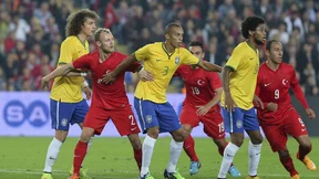 PSG : Quand David Luiz se fait reprendre de volée part un de ses compatriotes !