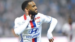 Mercato - Barcelone : Une offre de 30M€ formulée pour Lacazette ?