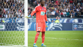 Mercato - OM : «Mandanda mériterait de jouer dans un grand club...»