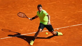 Tennis - insolite : Quand Wawrinka joue avec un enfant en plein match à Roland Garros !