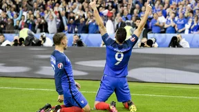 Équipe de France : Pierre Ménès s'enflamme pour Giroud et Griezmann !