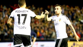 Mercato - Barcelone : Valence envoie un message au Barça pour Alcacer !