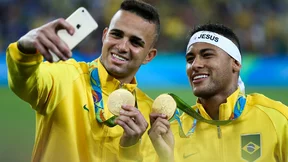 Mercato - Barcelone : Ce talent brésilien que recruterait bien Ronaldinho…