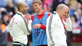 Bayern Munich : Thomas Müller glisse un tacle à Pep Guardiola !