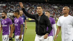 Real Madrid : Quand Cristiano Ronaldo se fait tacler après son clash avec Xavi !