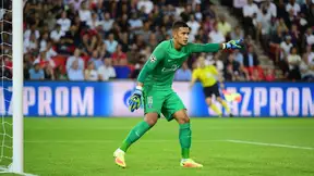 PSG : Javier Pastore s'enflamme pour Alphonse Areola !