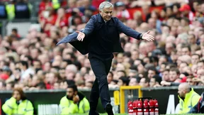 Manchester United : Une légende du club tacle sèchement Mourinho !