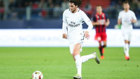 PSG : Unai Emery s’enflamme totalement devant Adrien Rabiot !