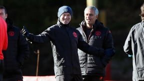 Mercato - Manchester United : José Mourinho envoie un message fort à Wayne Rooney !