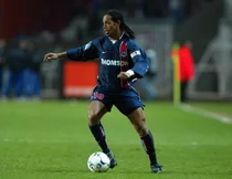 PSG/FC Nantes : Ronaldinho, Landreau... Ces confidences sur leur penalty mémorable !
