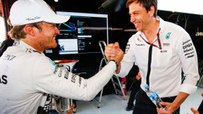 Formule 1 : Le patron de Mercedes réagit à la retraite de Nico Rosberg !