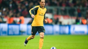 Mercato - Arsenal : Ça se préciserait pour le départ de Mesut Özil...