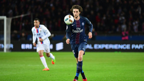 PSG : Lucas Moura s’enflamme pour Adrien Rabiot !