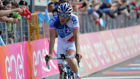 Cyclisme : La joie de Thibaut Pinot après sa victoire sur le Tour d’Italie !