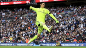 Mercato - Chelsea : Conte sur le point de verrouiller l'avenir de Courtois ?