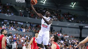 Basket : Vincent Collet explique le départ d’un arrière avant l’EuroBasket
