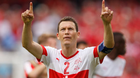 Mercato - OM : Concurrence allemande pour Lichtsteiner ?