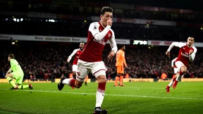 Mercato - Arsenal : Un nouveau contrat déjà signé pour Mesut Özil ?